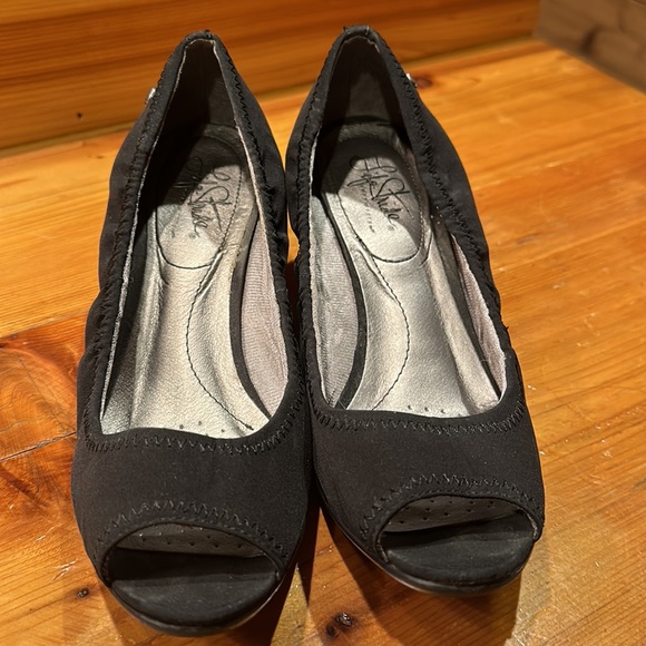 Life Stride Open Toe Wedges - Picture 2 of 5